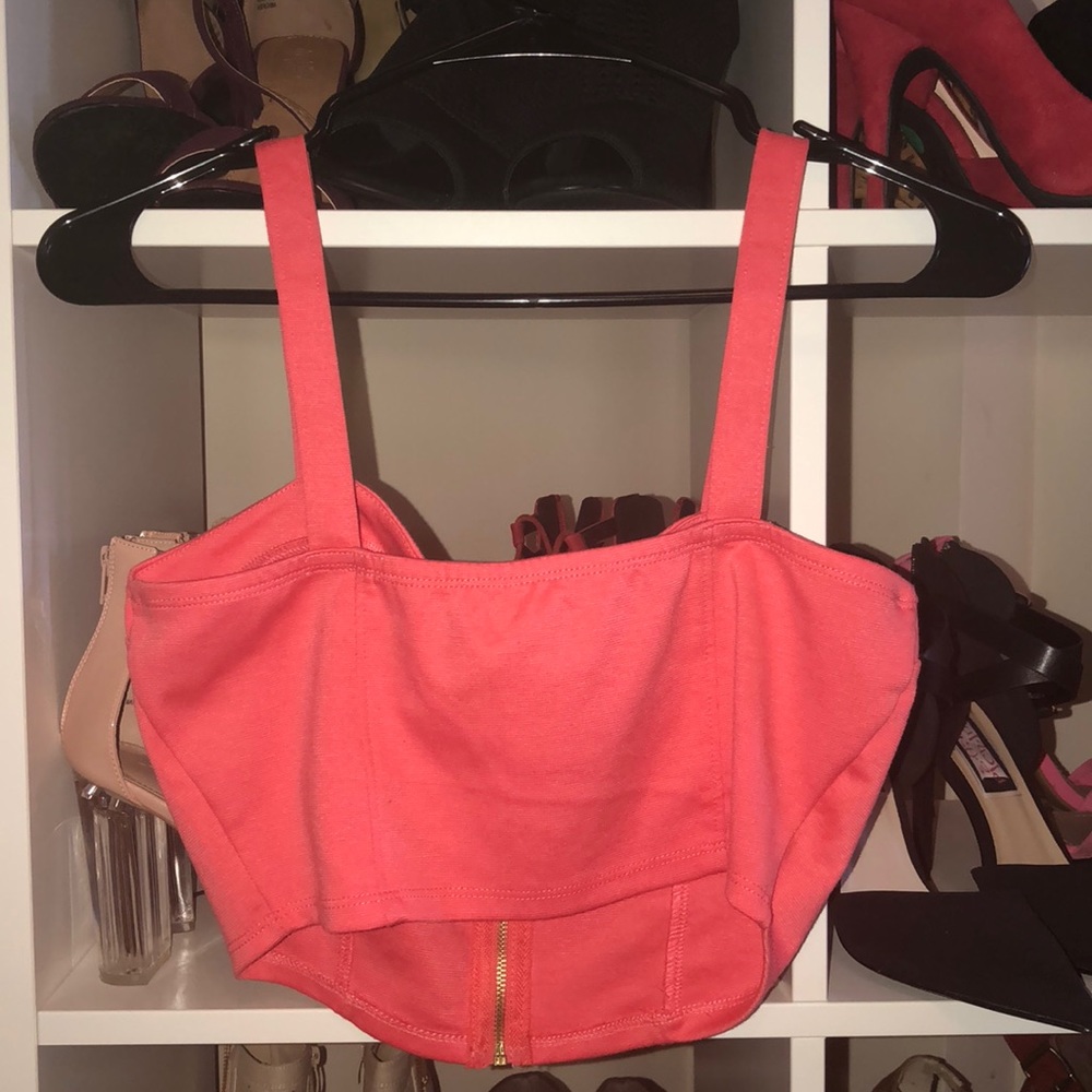 Top - Picture 2 of 2